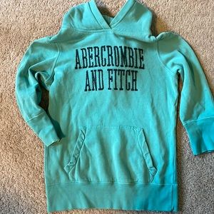 Abercrombie & Fitch 3/4 sleeve hoodie
